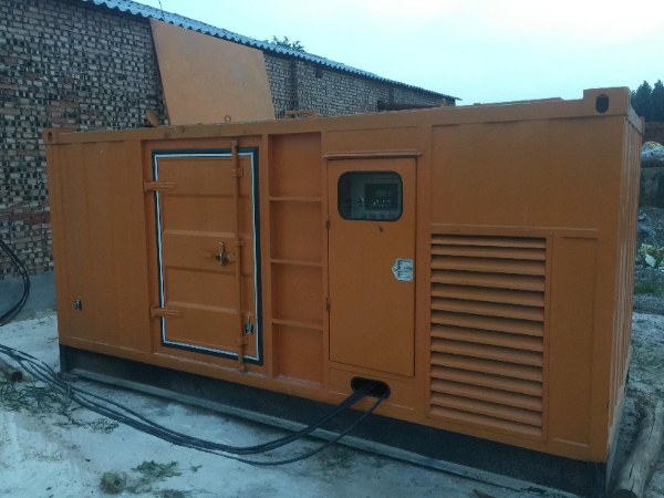 荔波发电机组长期使用中，电缆线的敷设路径有哪些要求？